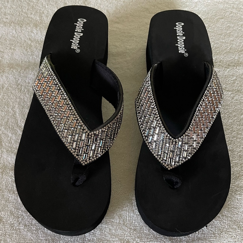 Oopsie Doopsie Black Beaded Wedge Flip Flops - NWOT - size 9